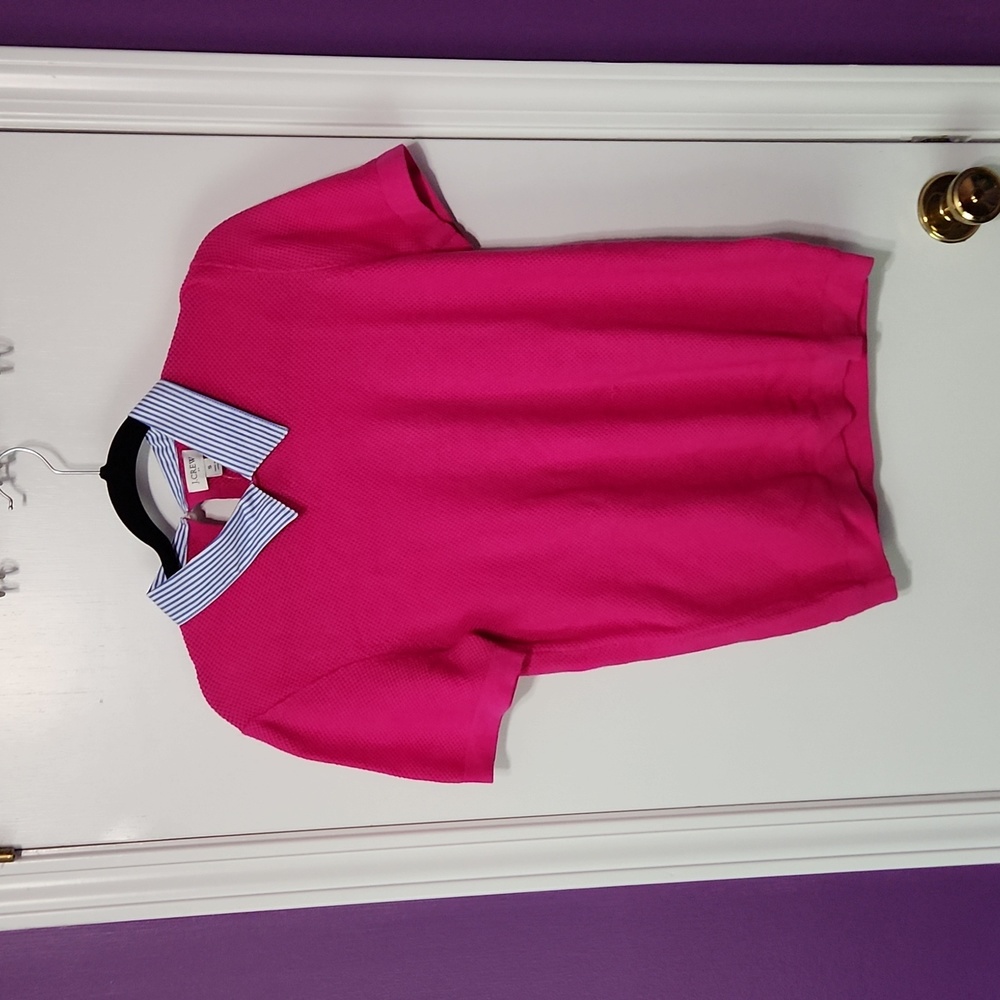 Short sleeved top